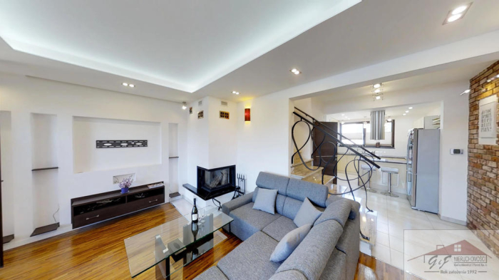 House for sale with the area of 199 m2