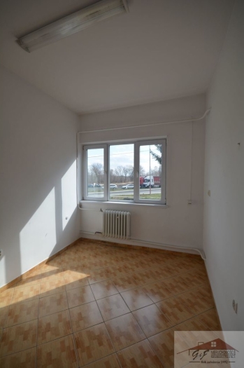 Commercial facility for rent with the area of 58 m2