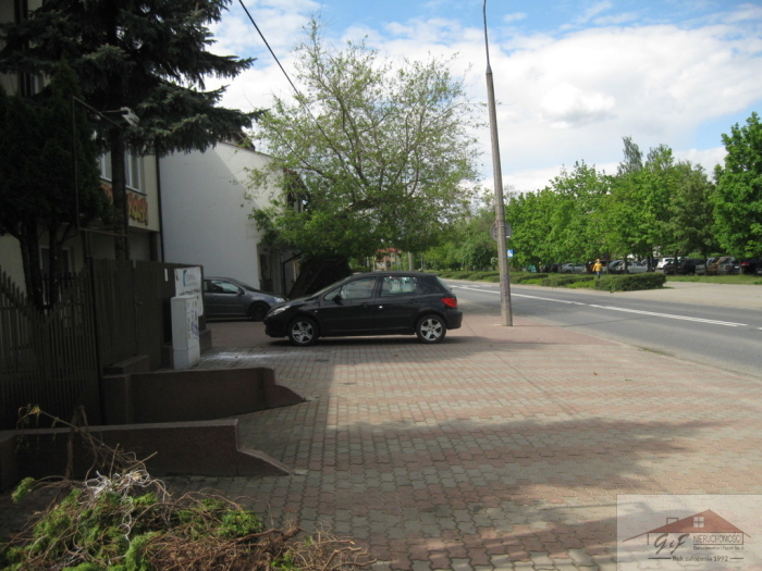 Commercial facility for rent with the area of 173 m2