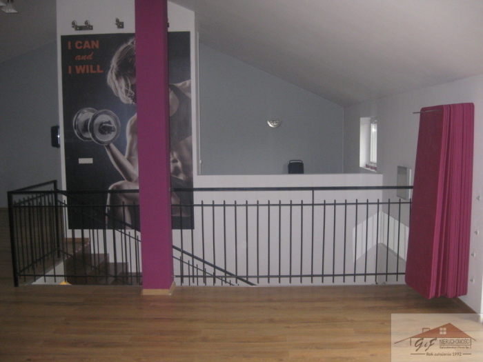 Commercial facility for rent with the area of 173 m2