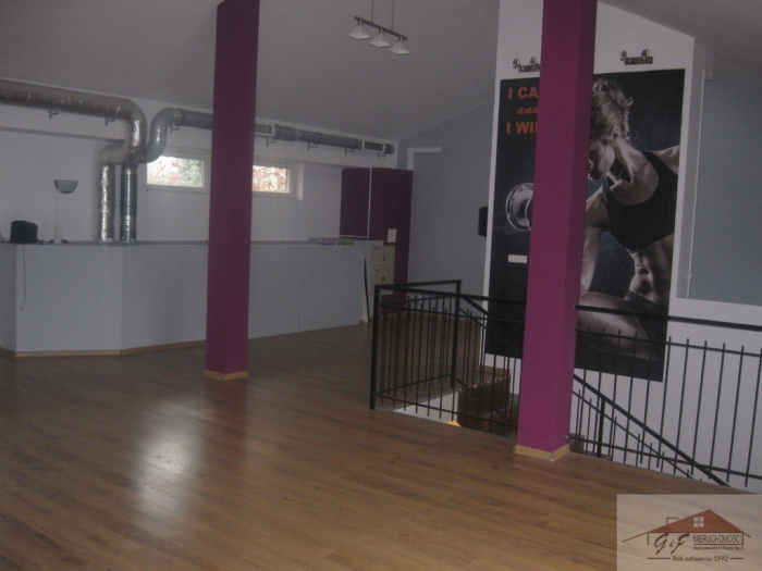 Commercial facility for rent with the area of 173 m2