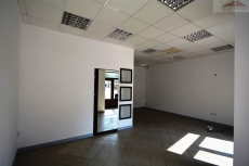 Commercial facility for rent with the area of 82 m2