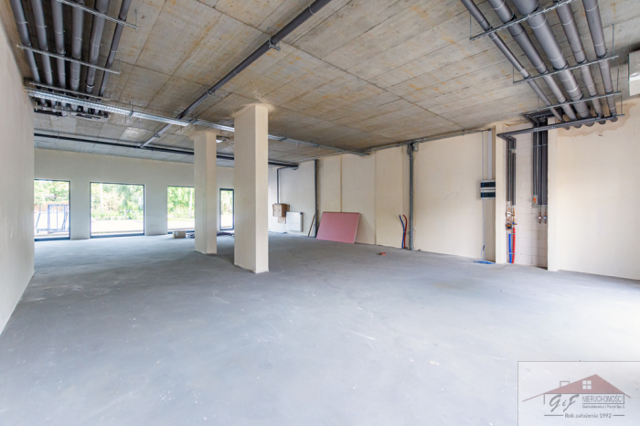 Commercial facility for sale with the area of 164 m2
