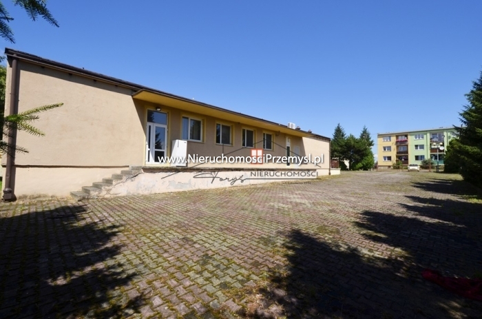 Commercial facility for sale with the area of 1500 m2