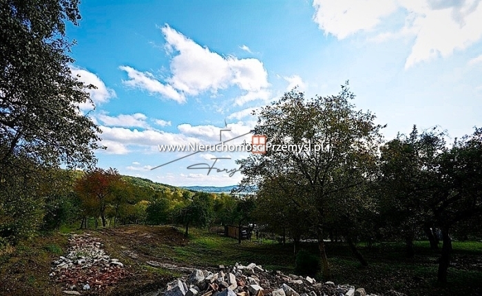 Land for sale with the area of 1482 m2