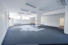 Commercial facility for rent with the area of 149 m2