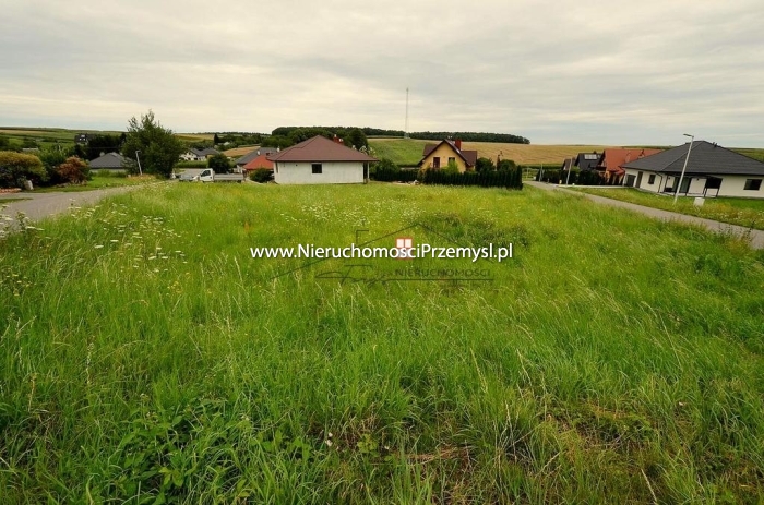 Land for sale with the area of 1129 m2