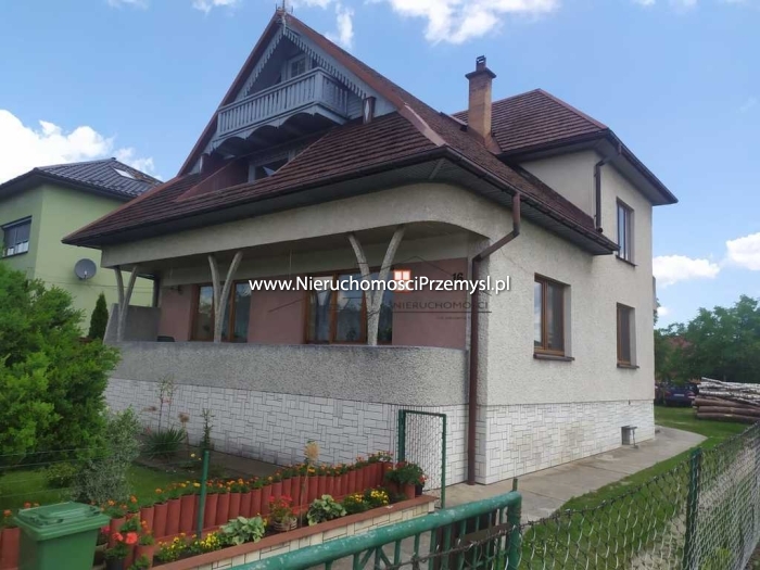 House for sale with the area of 150 m2