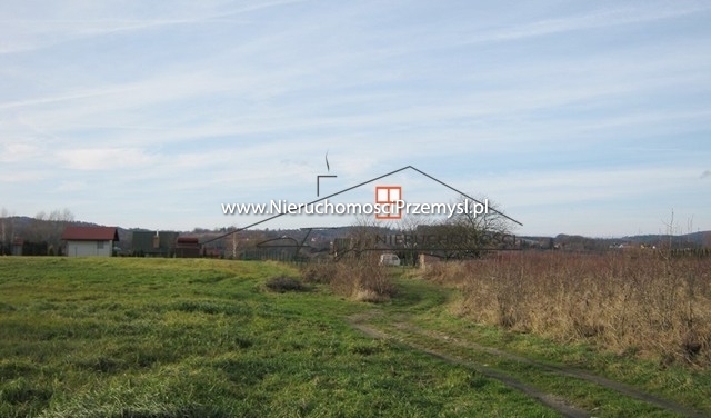 Land for sale with the area of 2500 m2