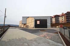 Commercial facility for sale with the area of 1327 m2