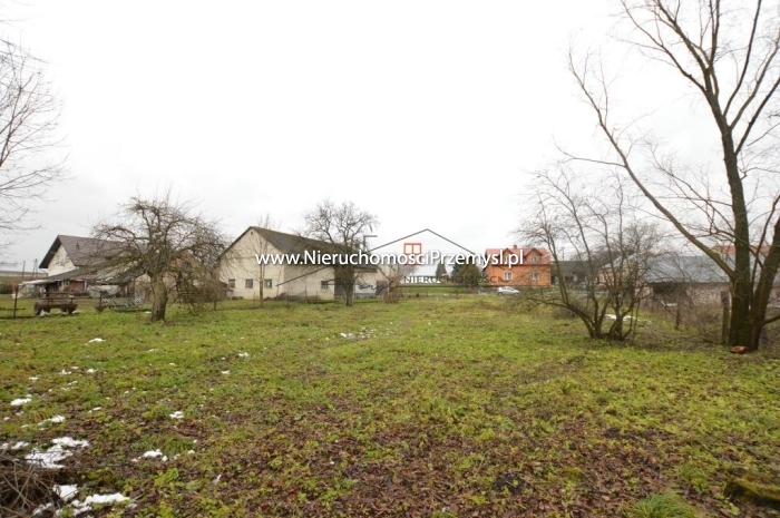 Land for sale with the area of 1600 m2