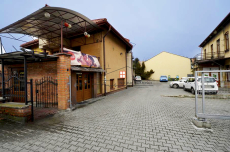 Commercial facility for rent with the area of 200 m2