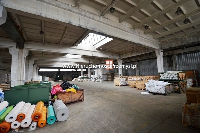 Commercial facility for rent with the area of 766 m2