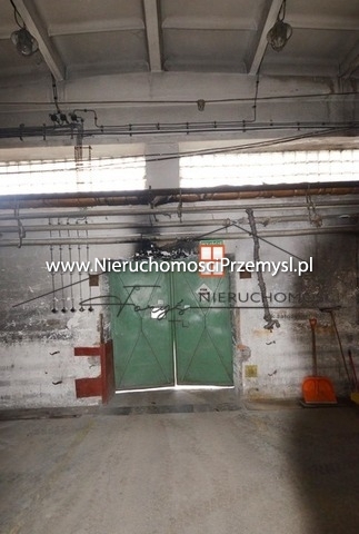 Commercial facility for rent with the area of 766 m2