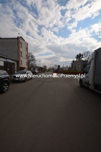 Commercial facility for rent with the area of 580 m2