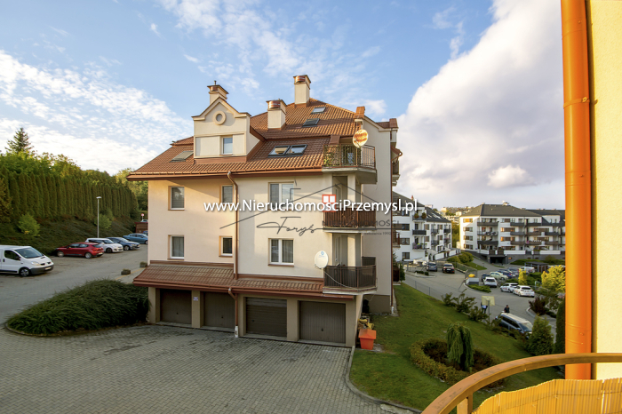 Apartment for sale with the area of 67 m2