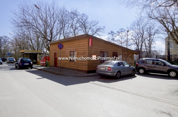 Commercial facility for rent with the area of 39 m2