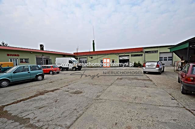 Commercial facility for sale with the area of 488 m2