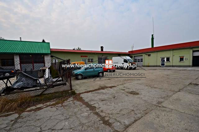 Commercial facility for sale with the area of 488 m2
