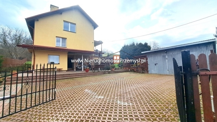 House for sale with the area of 120 m2